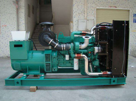 珙县1100kw康明斯柴油发电机组图片 珙县1100kw康明斯柴油发电机组图片
